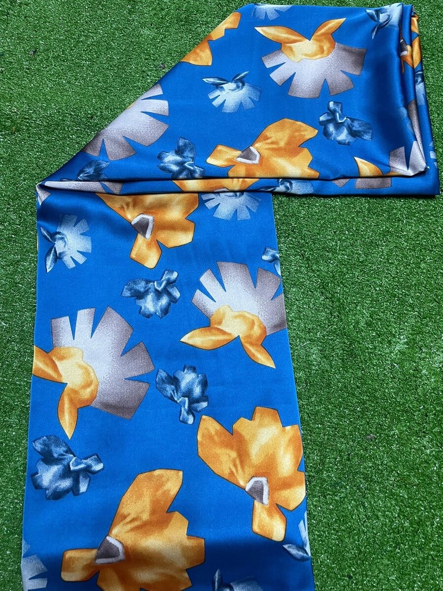 Tissus en soie fleurie