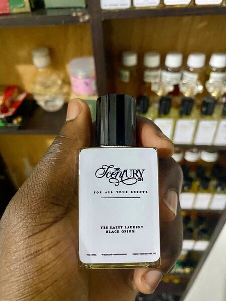 Yves Saint Laurent Black Opium