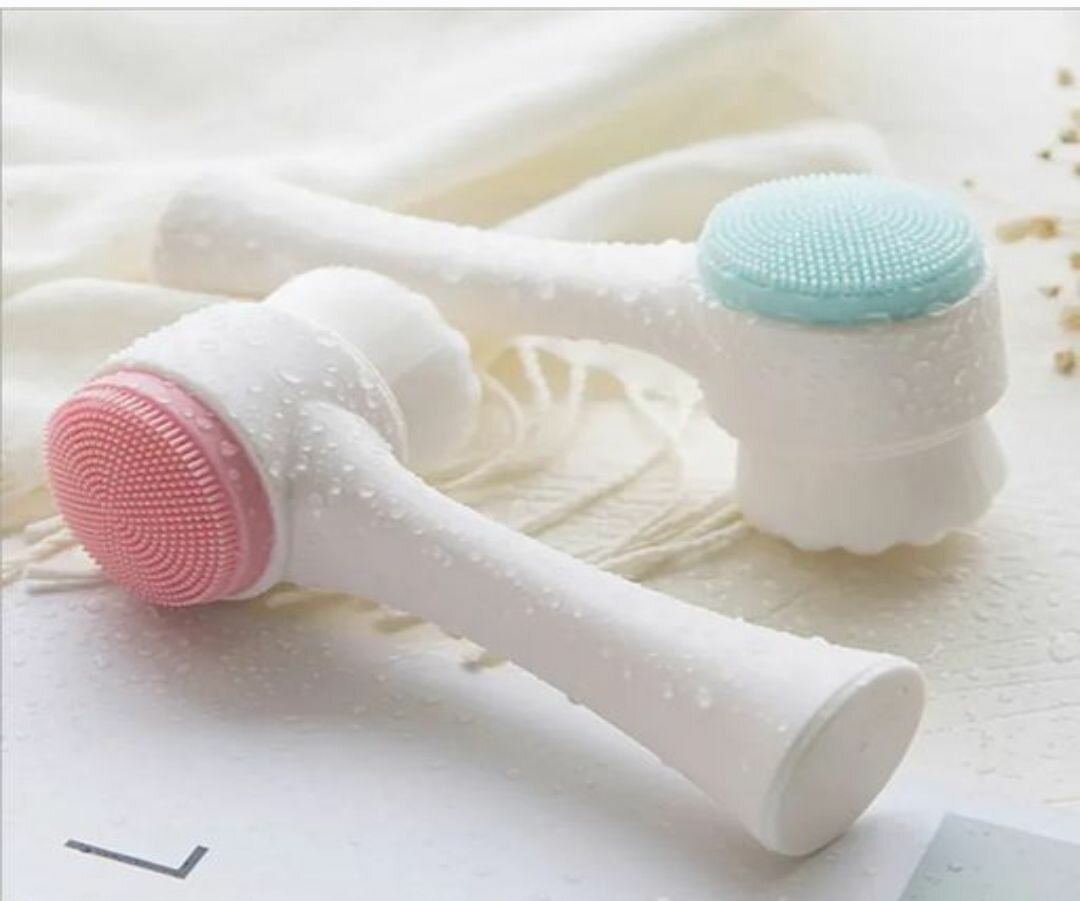 Facial Cleansing Brush