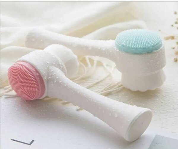 Facial Cleansing Brush
