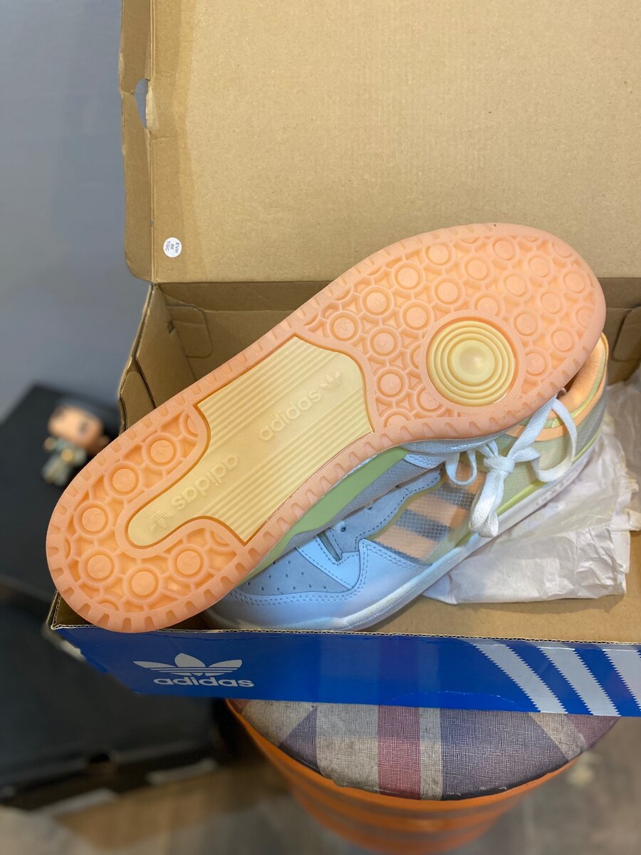 Adidas forum low ~ aciora ( authentic )