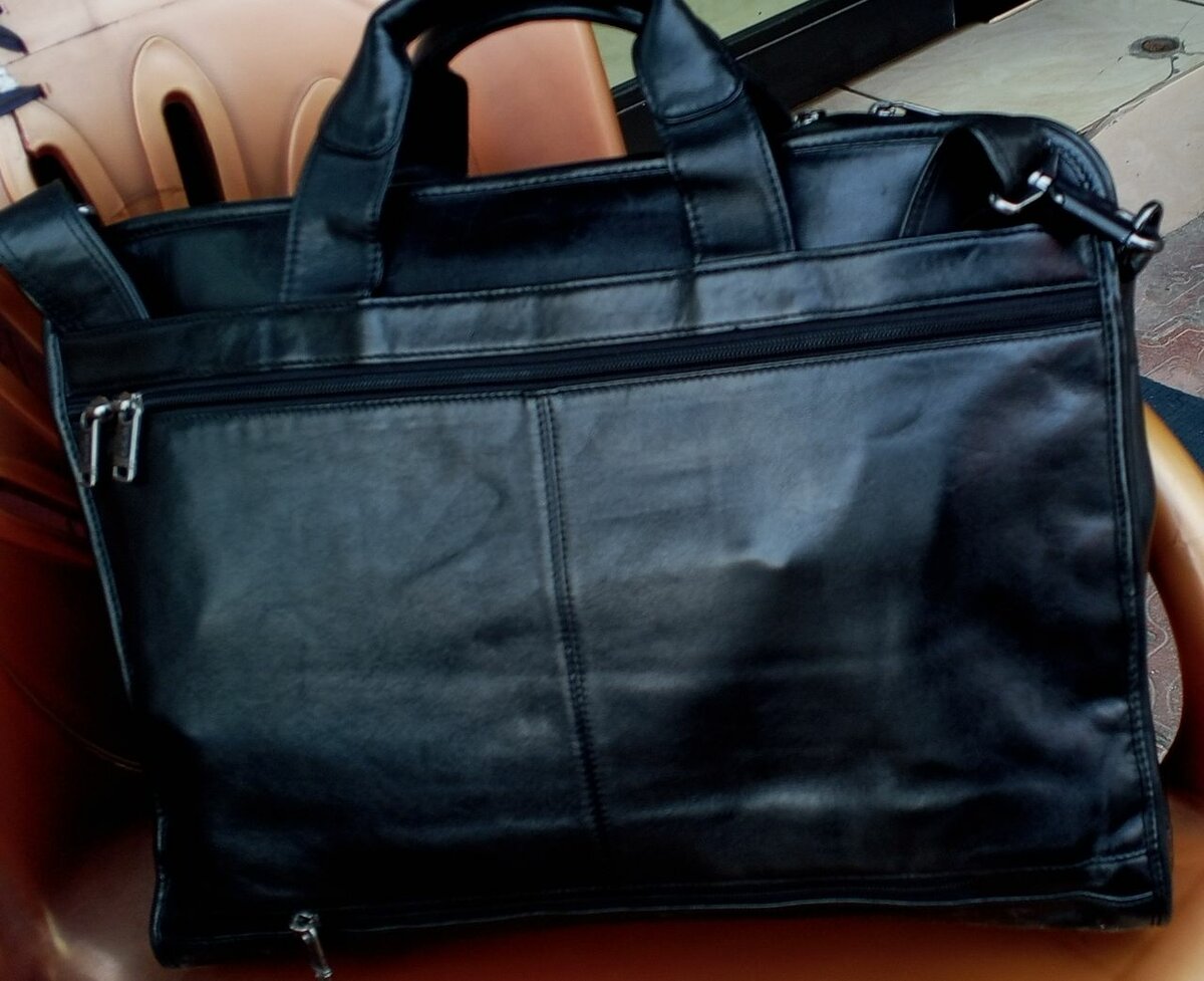 Sacoche en cuir élégante