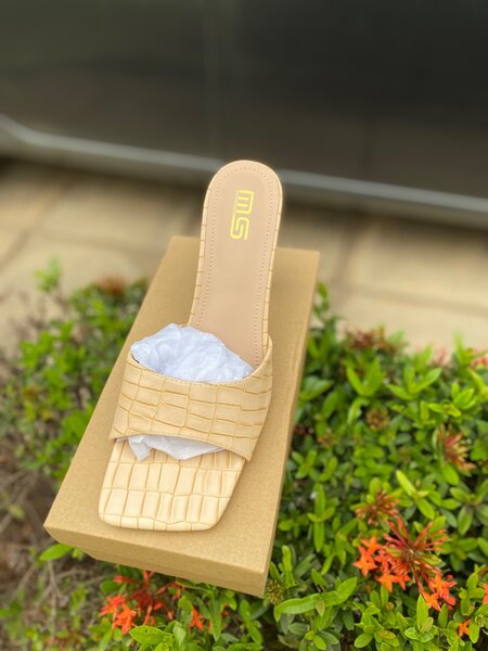 Sleek ladies easy wear high heel sandals