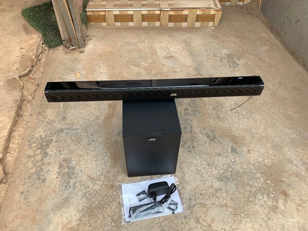 Jvc soundbar and woofer