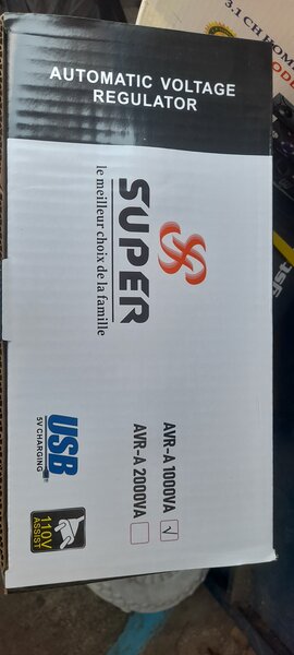 Régulateur de Tension AVR 1000