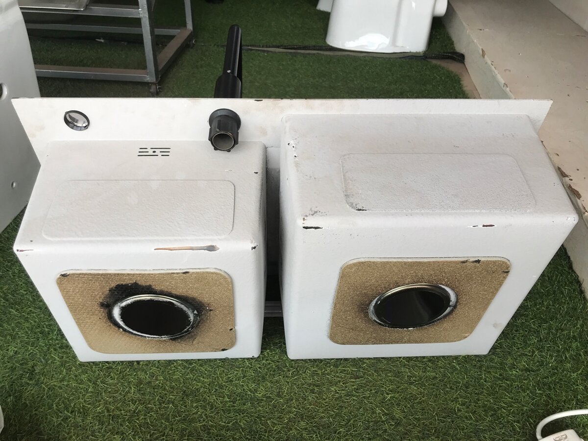 Kitchen sink armless