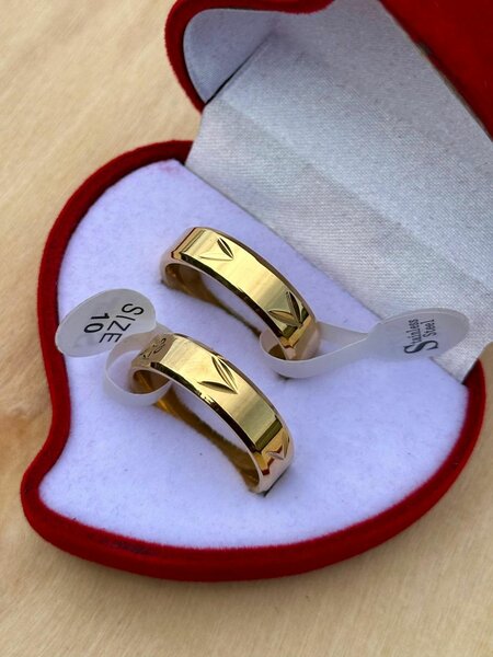 Bagues élégantes en or