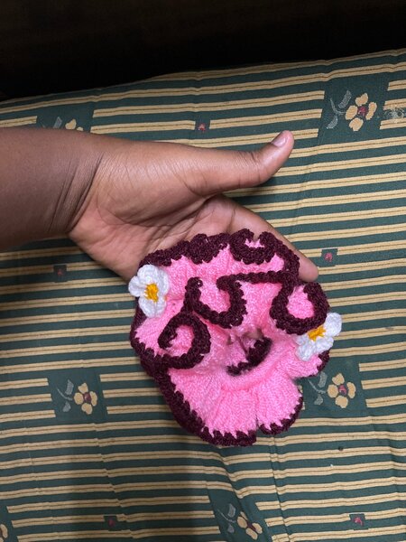 Chouchou en tricot rose floral