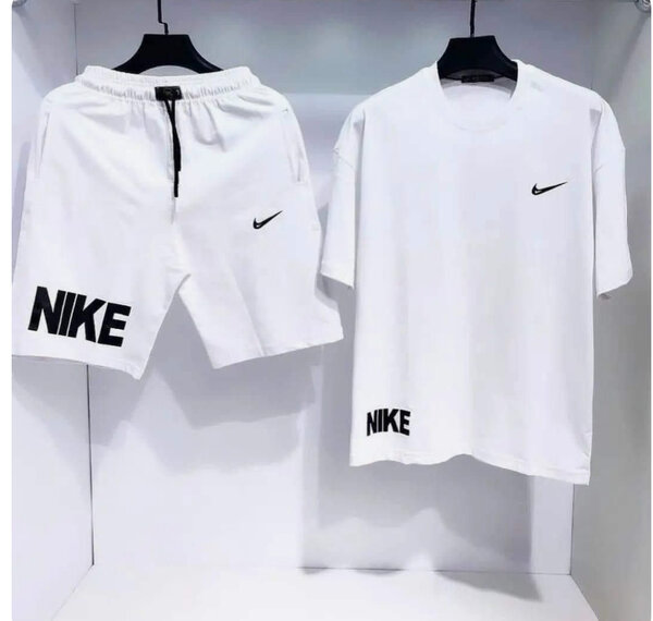 Ensemble sport Nike blanc