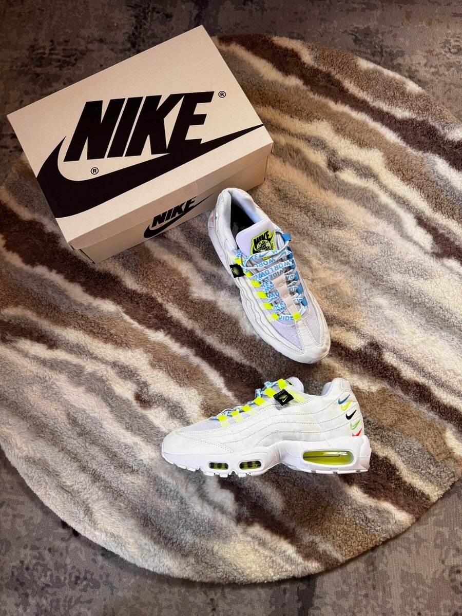 Nike Air Max 95 Sneakers