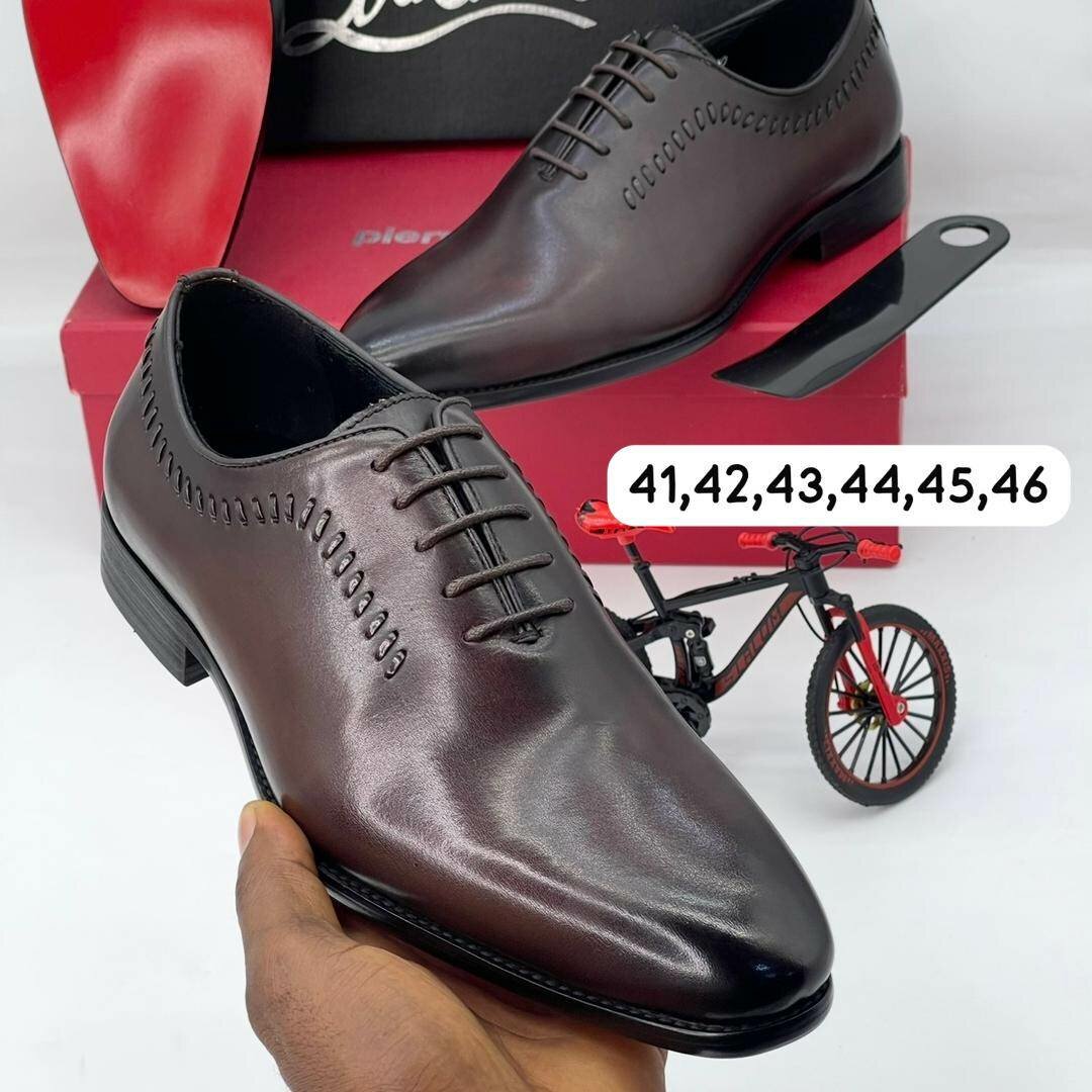 Solid Leather Executive Shoes
