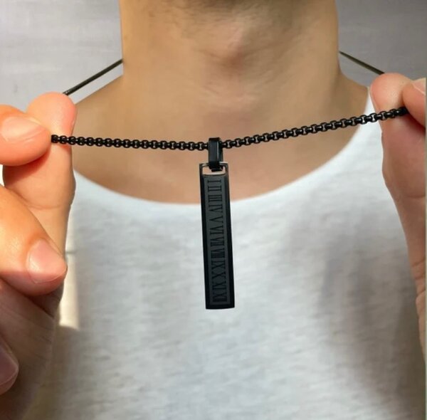 Roman numeral necklace (Black stainless Pendant)
