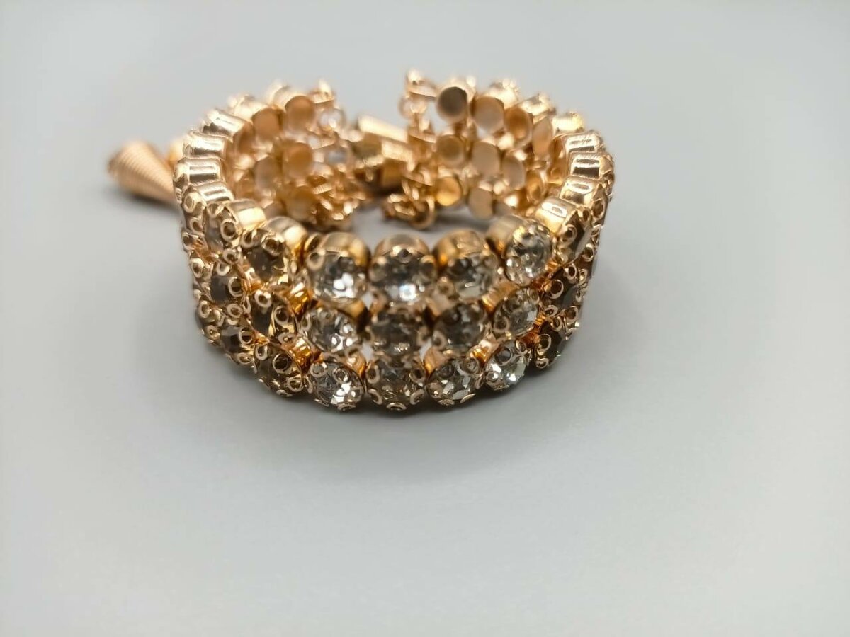 Trendy Elegant crystal stone 3 layer Adustable bracelete for