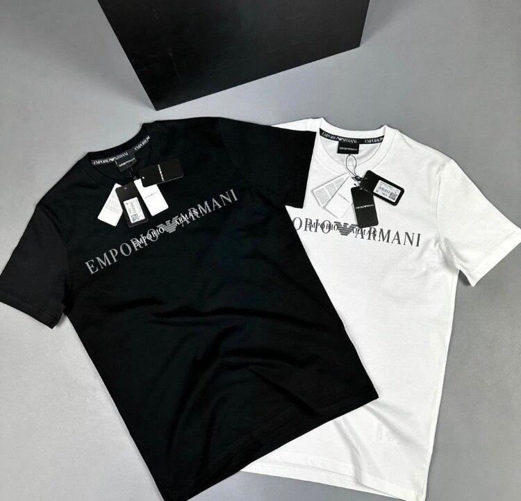 T-shirts de designer noir et blanc