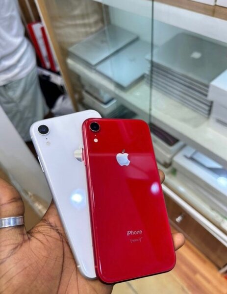 Iphone Xr 64gig