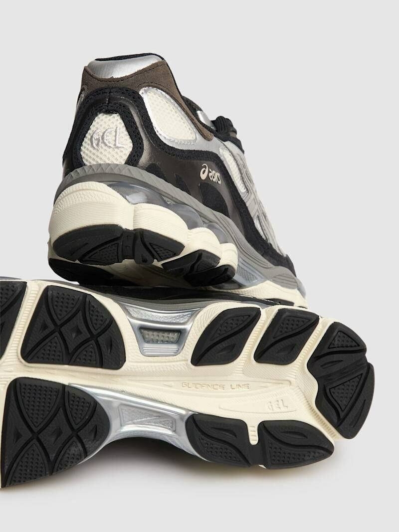 ASICS Chaussures de Course Unisex