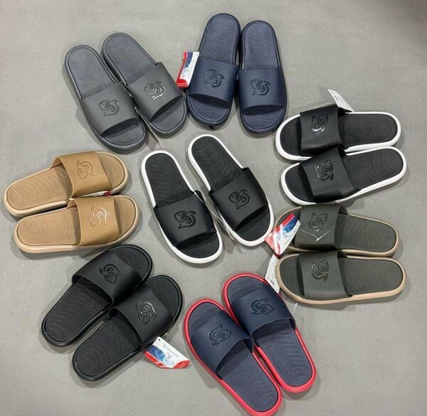 Tongs confortables pour homme