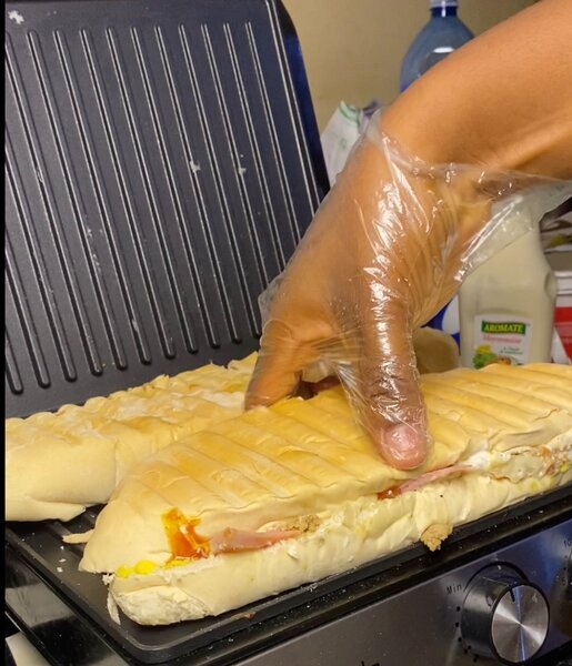 Panini au fromage jambon viand