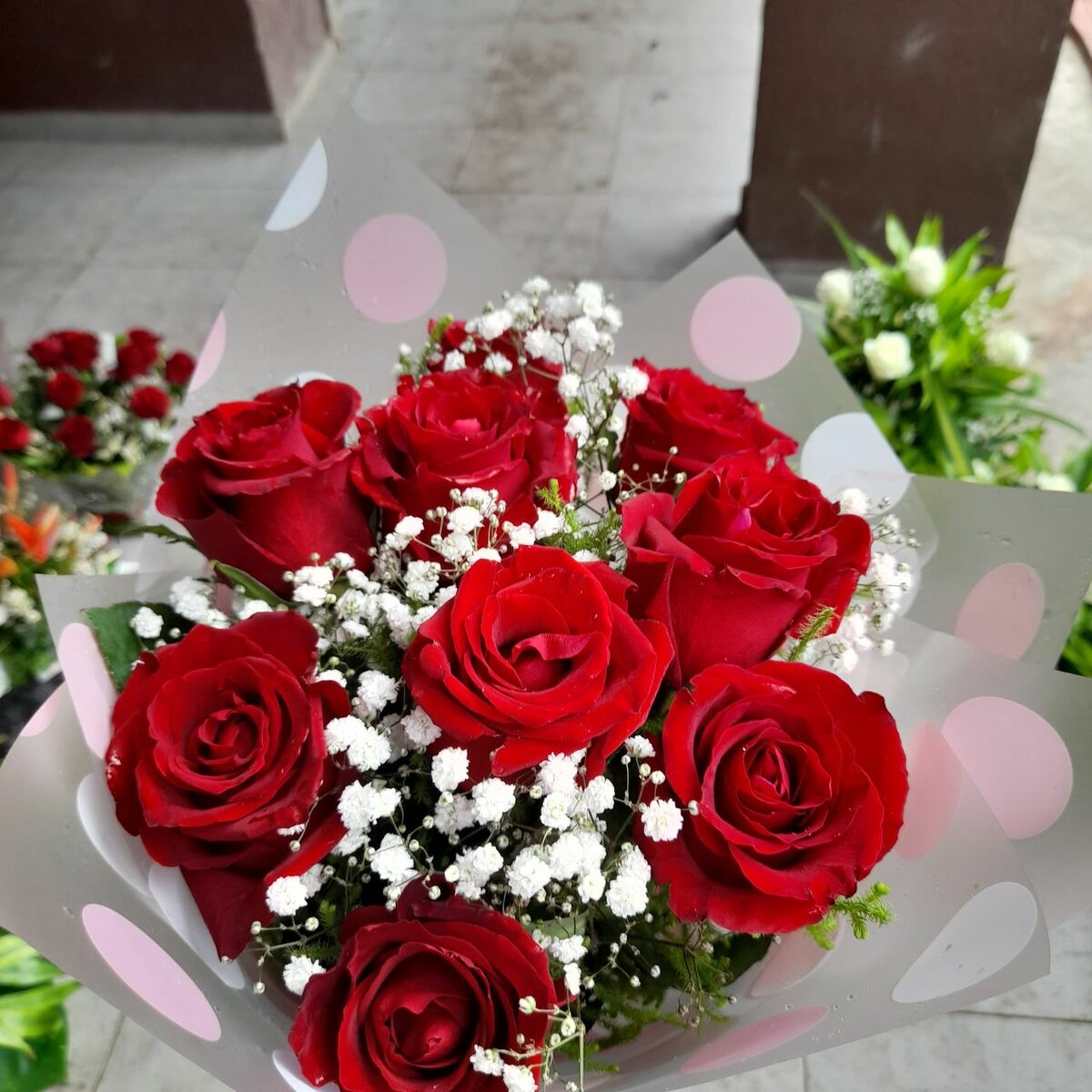 Bouquet de Roses Éclatantes