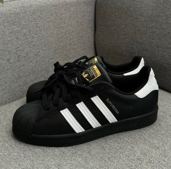 Adidas superstar