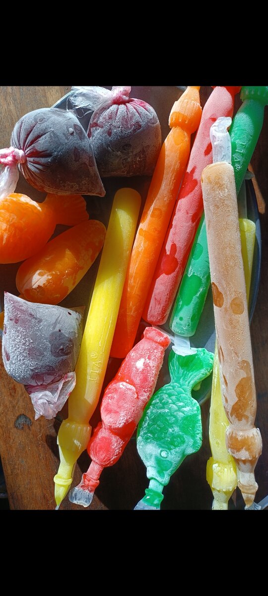 Glaces artisanales variées