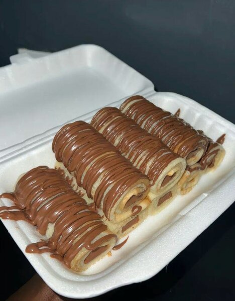 Crêpes roulées au chocolat(10)