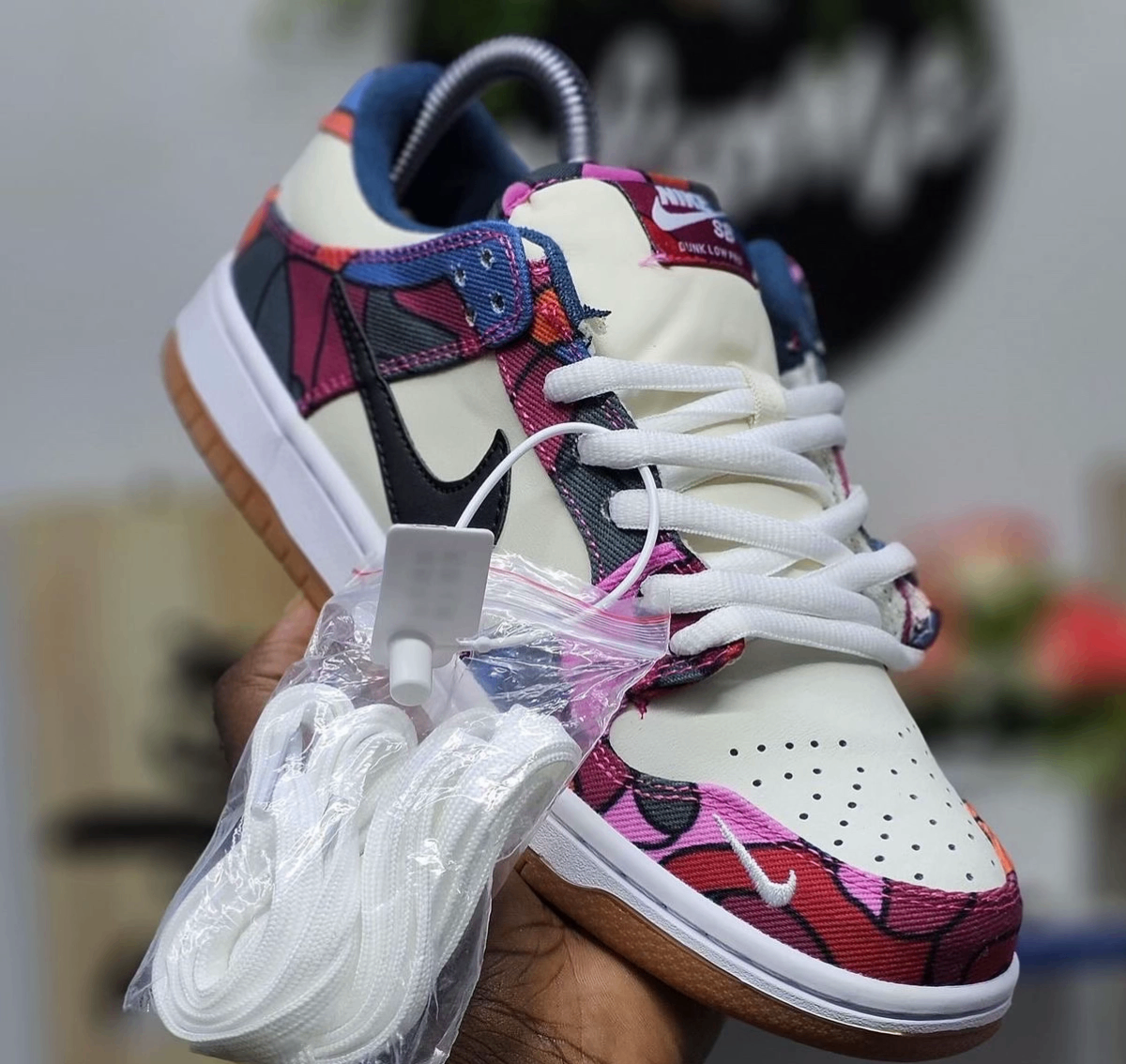 Baskets élégantes et colorées