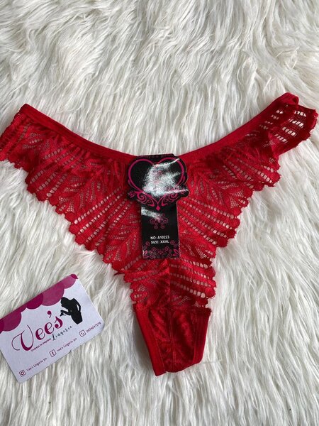 Strings et culottes pour femmes