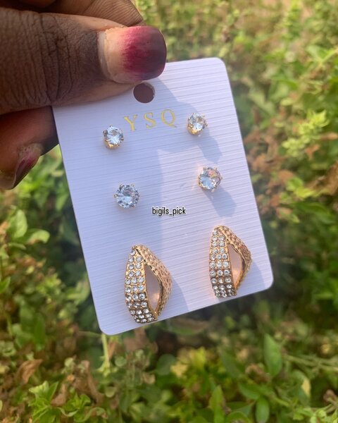 Earring set