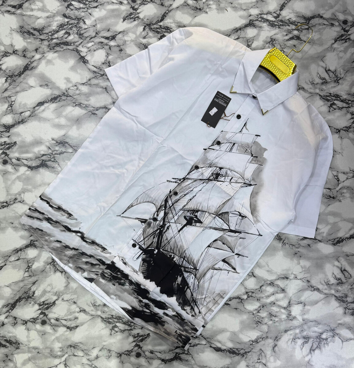 Chemise Homme Graphique Élégante