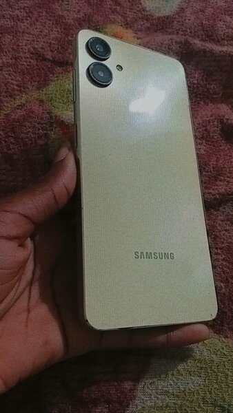 Samsung Smartphone Double Camera