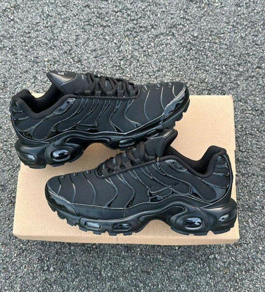 Chaussures de sport noires élégantes