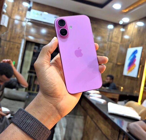 iPhone 16Pro  - Violet