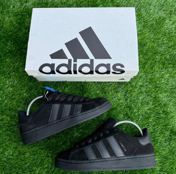 Adidas campus