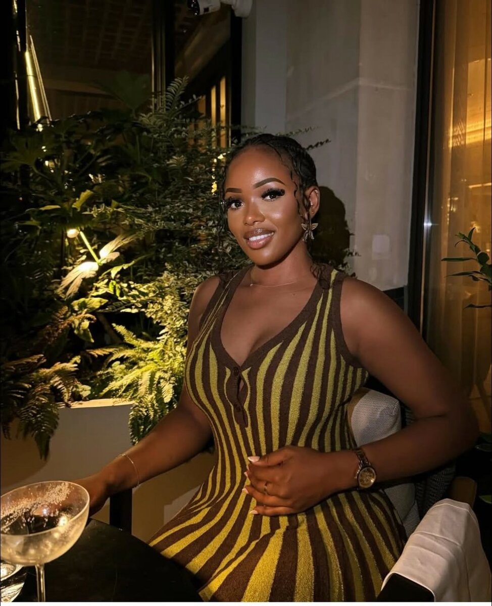 Robe ajustée rayée