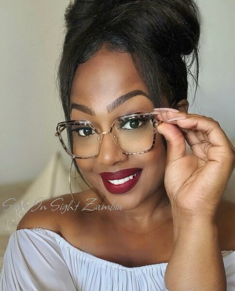 Image glasses, in glossy frame, for work at the computer and telephone with protection against screen radiation