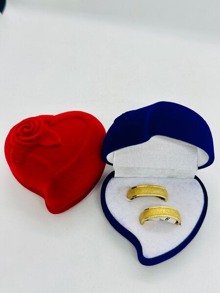 Bague Alliance Dorée avec Écrin