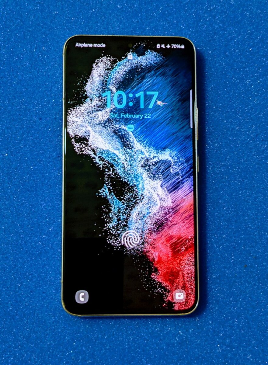 Samsung Galaxy S22 Gold