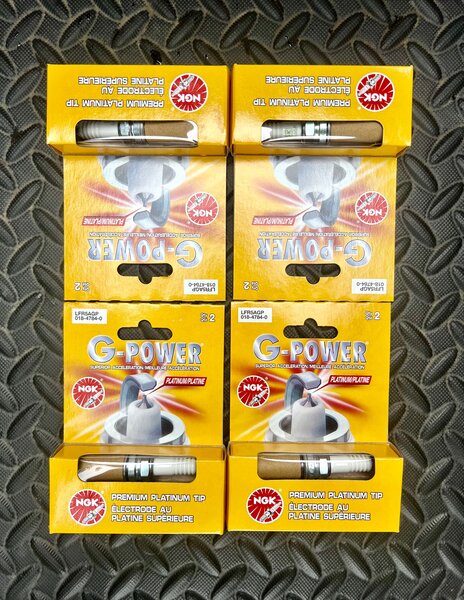 NGK Spark Plugs (LFR5AGP)  (018-4784-0) (CANADA)