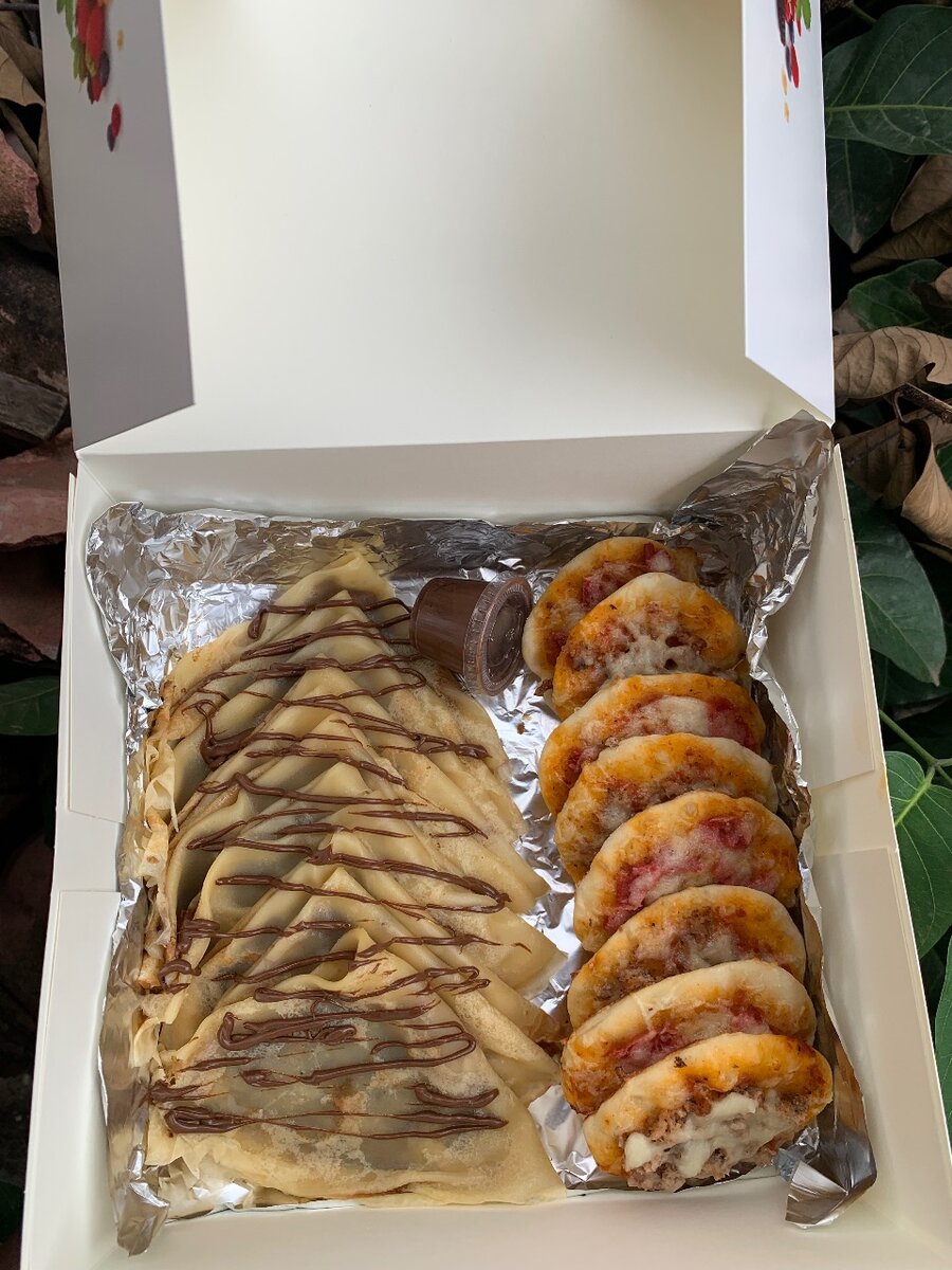 Assortiment gourmand crêpes et snacks