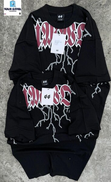 T-shirts noir avec motif électrique