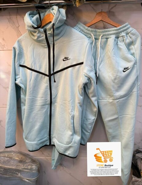 Ensemble de survêtement Nike