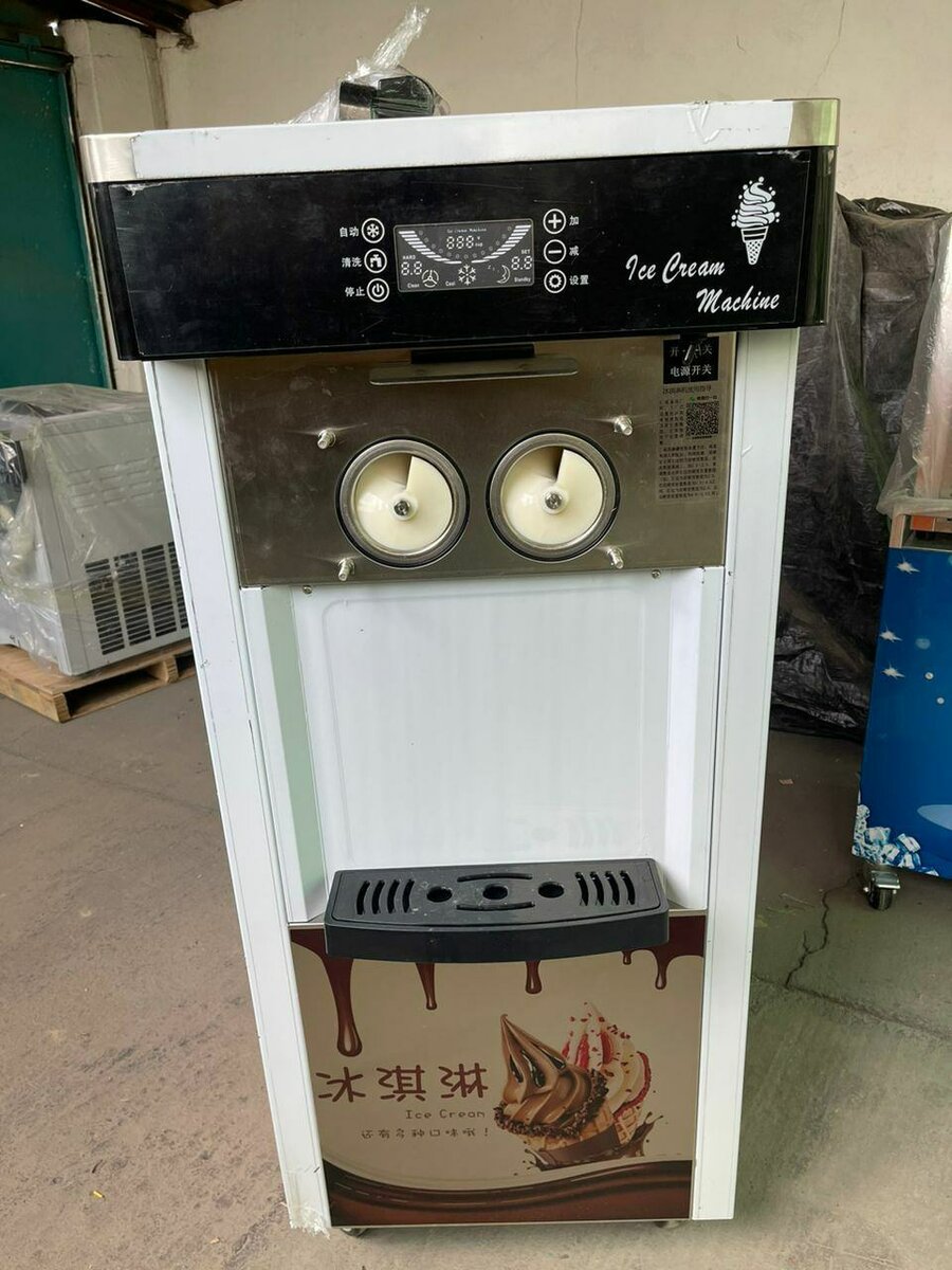 Новый аппарат для мороженного