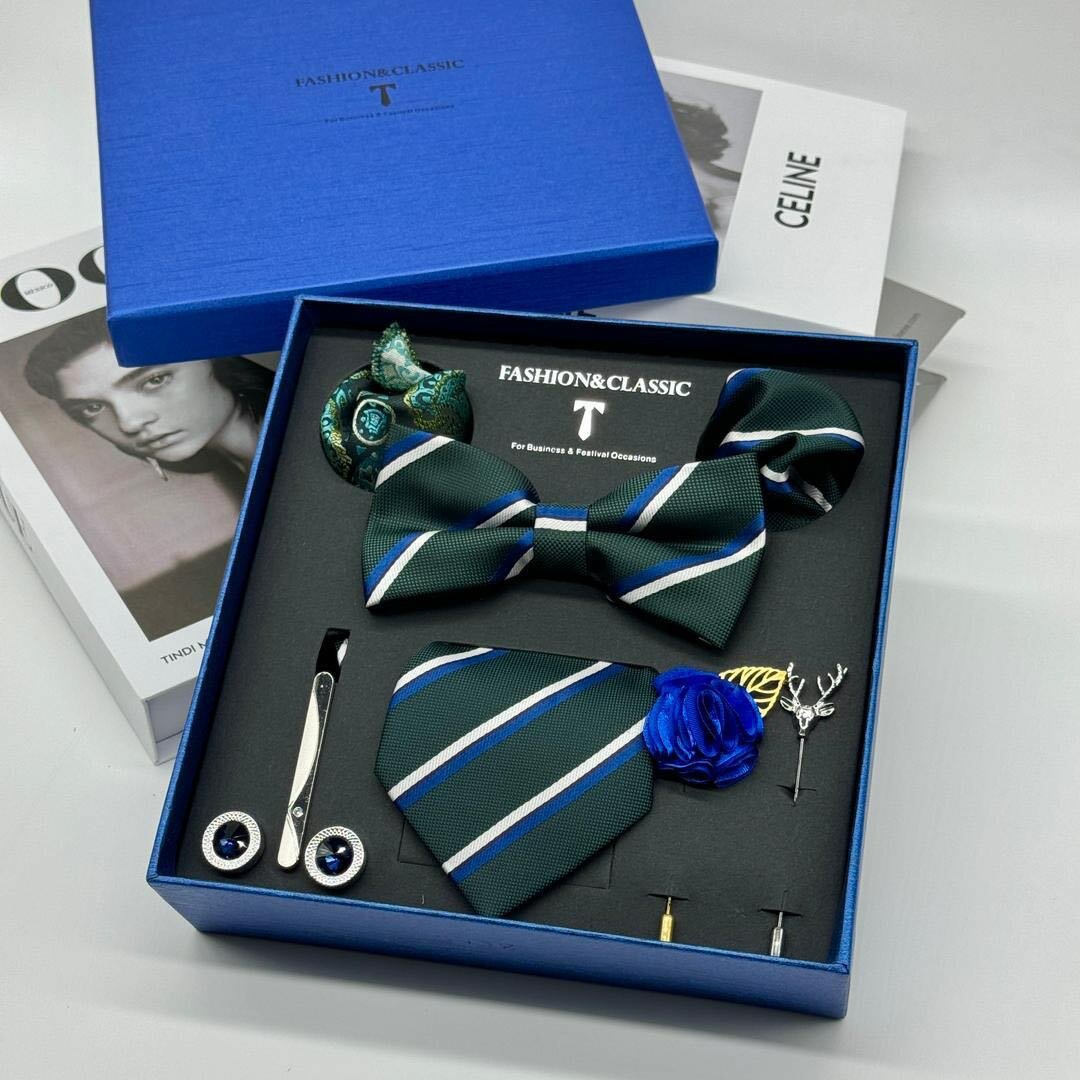 Fashionable Tie set
