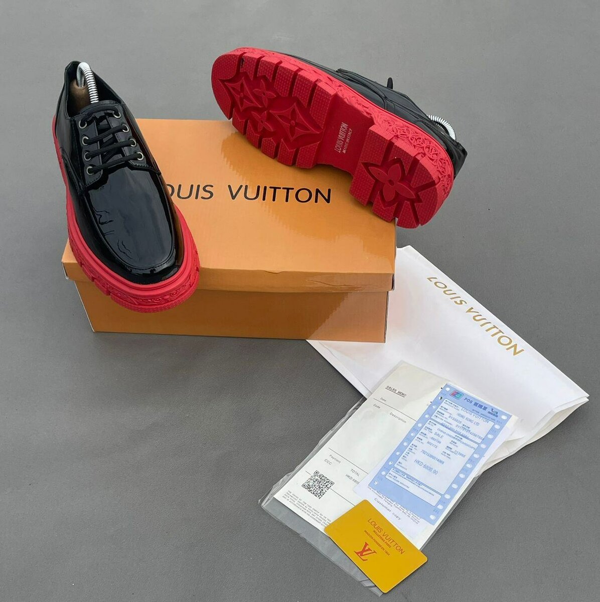 Chaussures de ville noires Louis Vuitton