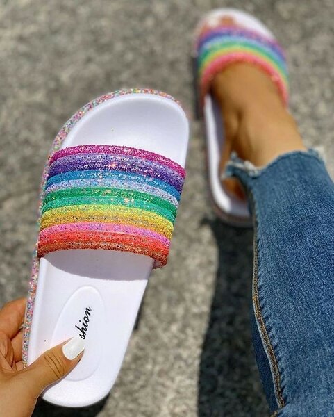 Women's slippers