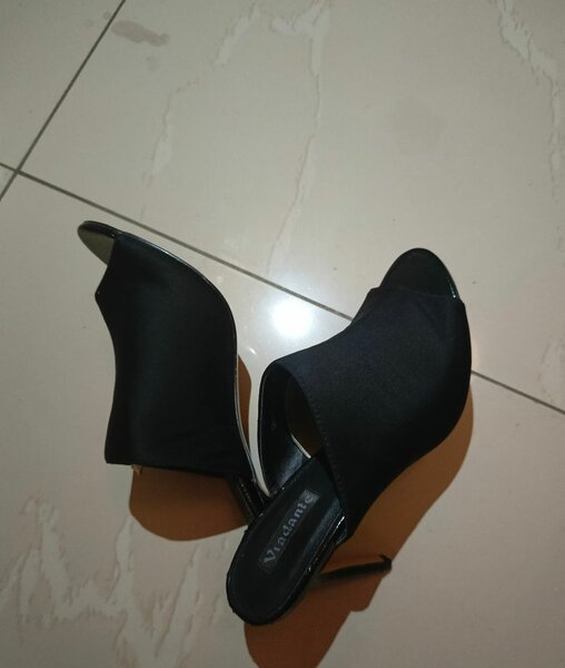 Sandales à talons ouvertes élégantes