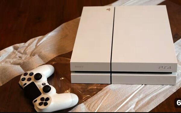 PS4 blanche