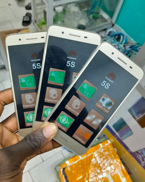 Huawei 5s casi neuf 64gb/4