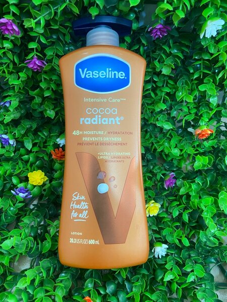 Vaseline Cocoa Radiant Lotion